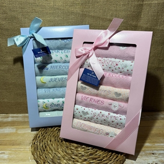 Baberos en tonos rosa o tonos azules - Imagen 1