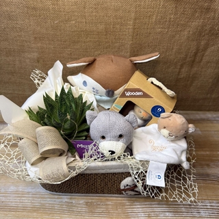 Caja marrón con peluche - Imagen 2