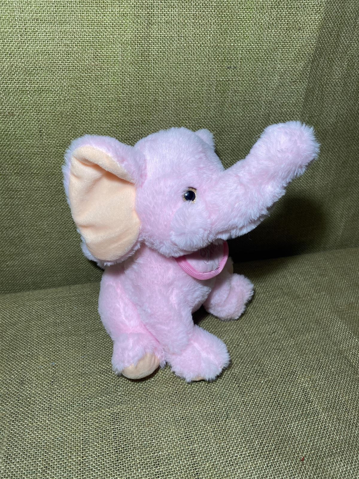 Elefante en tono rosa - Imagen 3