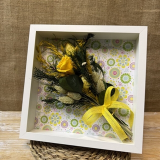 Marco en tonos amarillos - Imagen 1