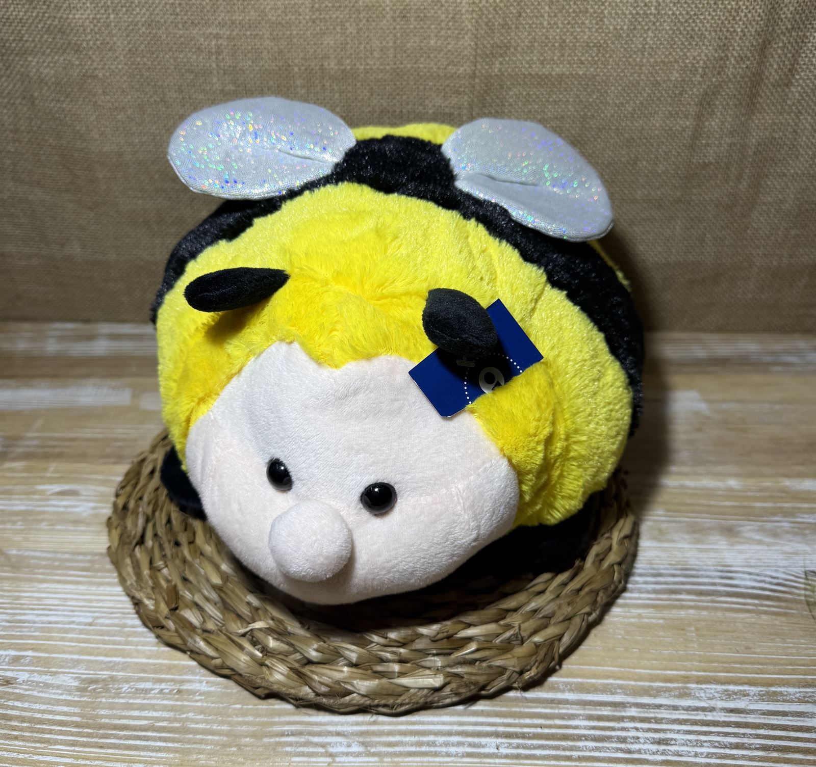 Peluche en forma de abeja - Imagen 1