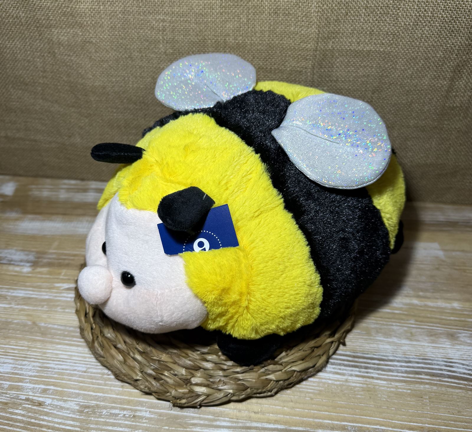 Peluche en forma de abeja - Imagen 2