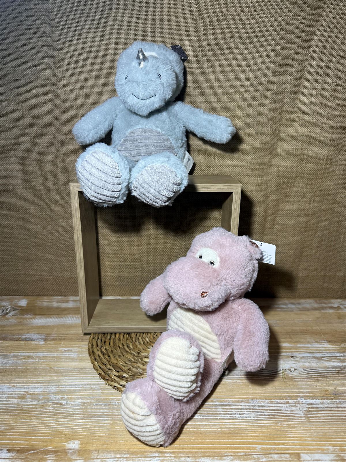 Peluche gris o peluche rosa - Imagen 1