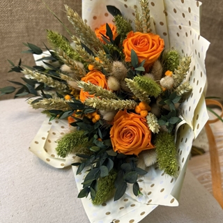 Ramo en tonos naranjas - Imagen 1