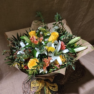 Ramo variado en distintas tonalidades - Imagen 2