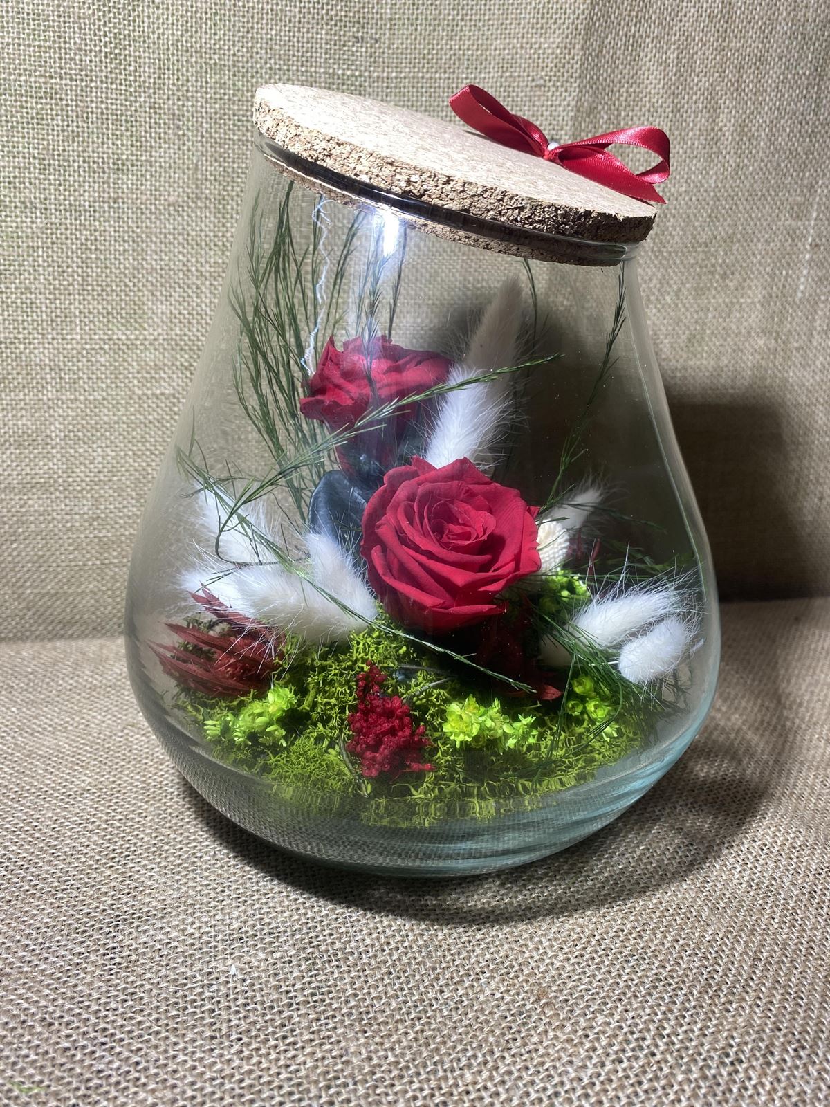 Terrarium boca cortada con tapa de corcho tonos rojos - Imagen 1