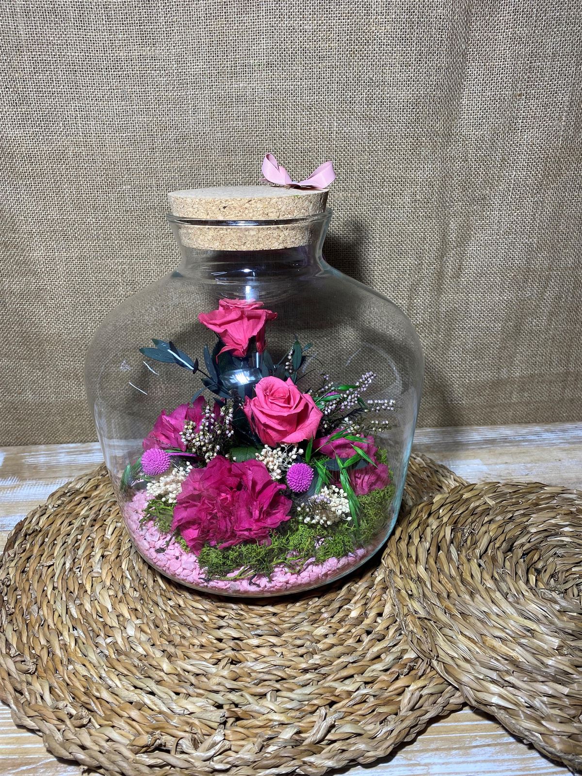 Terrarium con tapa de corcho tonos fucsia - Imagen 1