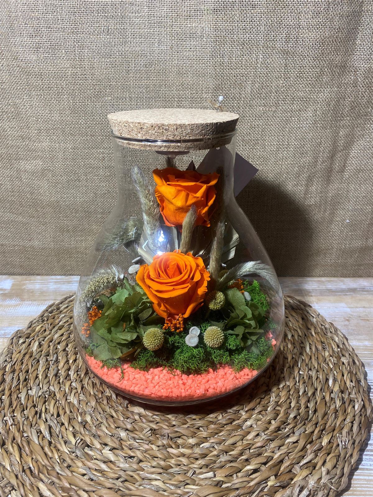 Terrarium con tapa de corcho y luz en tonos naranjas - Imagen 5